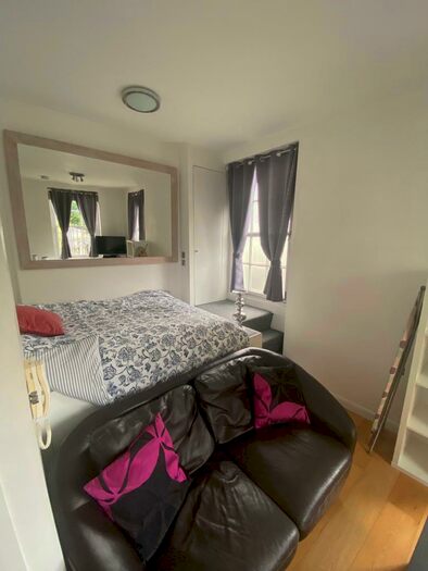 Property To Rent In Caledonian Road, London, N1