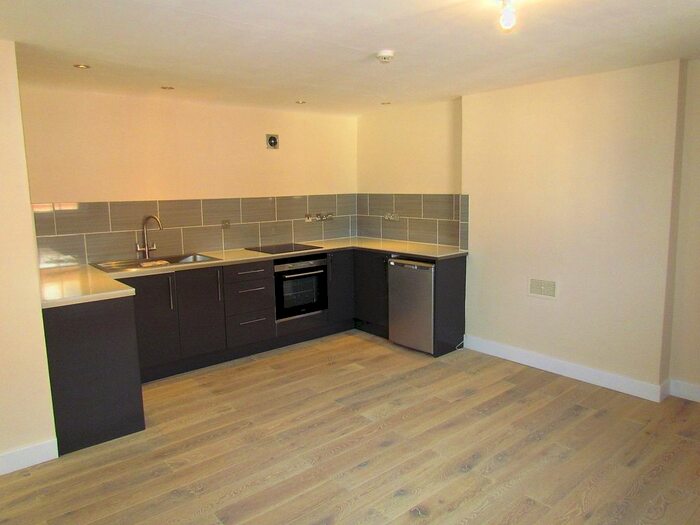 1 Bedroom Flat To Rent In Badcox, Frome, BA11