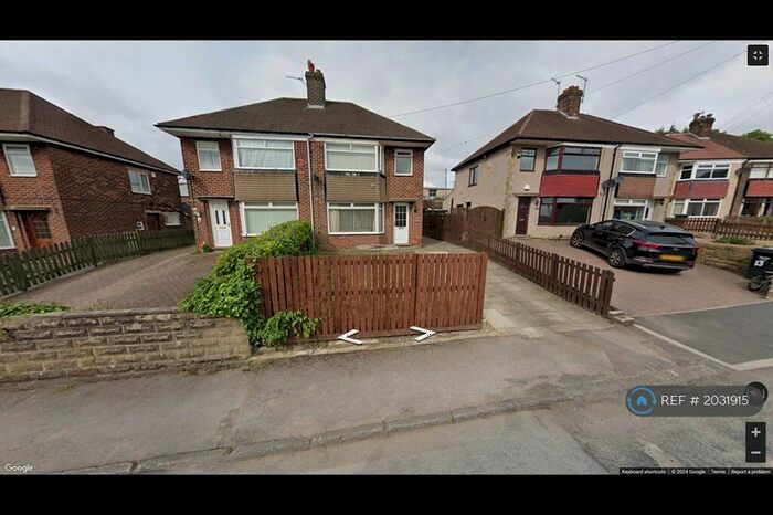 3 Bedroom Semi-Detached House To Rent In Nursery Grove, Halifax, HX3