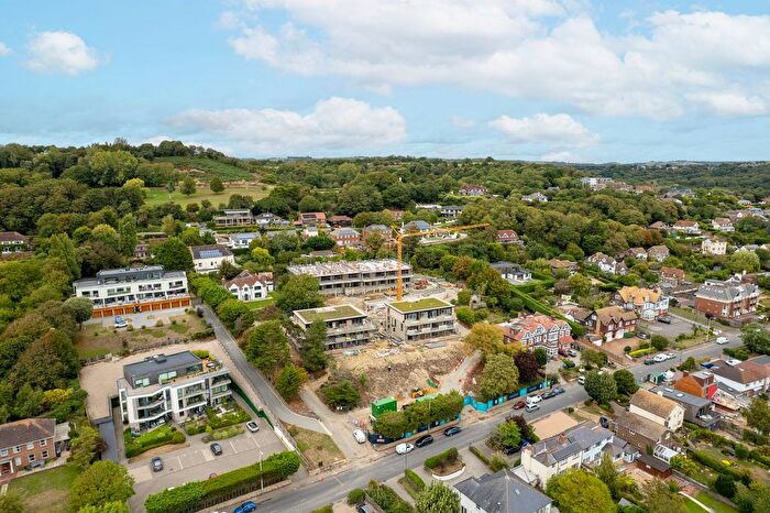 3 Bedroom Flat For Sale In Block, Seabrook Road, CT21