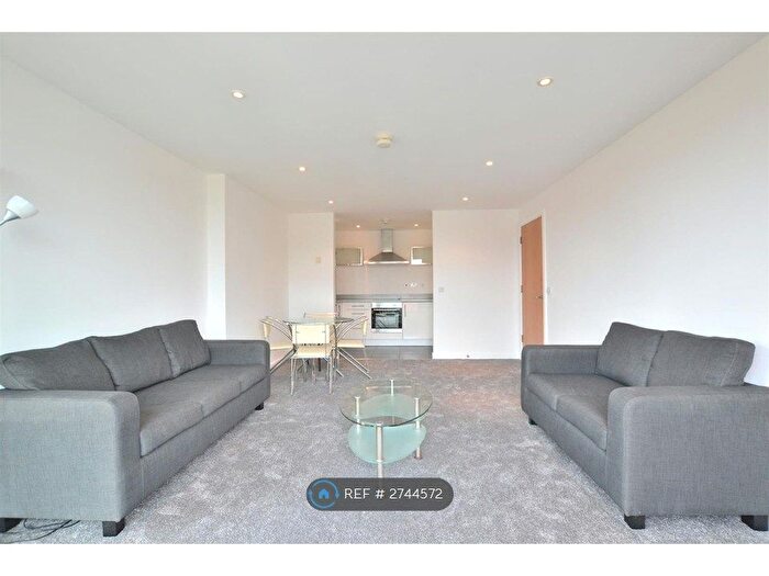 2 Bedroom Flat To Rent In Cornhill, Liverpool, L1