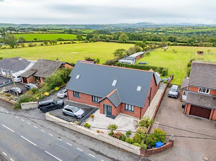5 Bedroom Detached House For Sale In Bryngwyn, Newcastle Emlyn, SA38