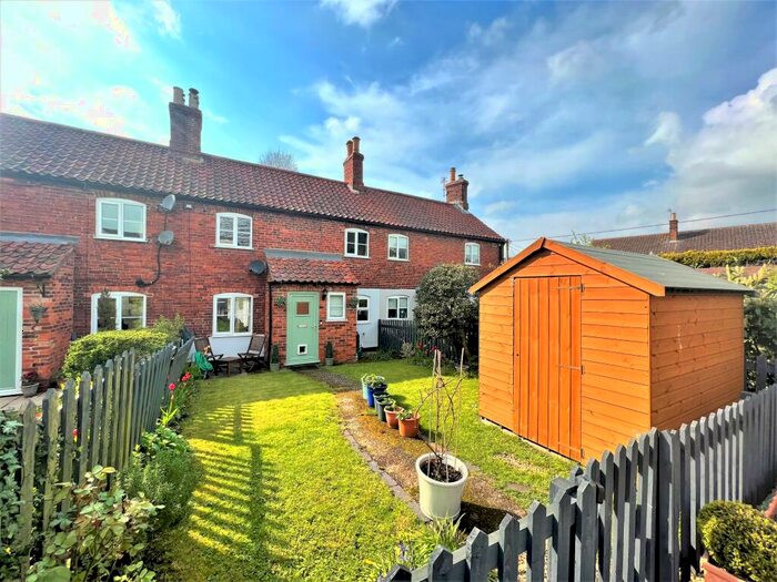 2 Bedroom Terraced House For Sale In New Row, Fulbeck, NG32