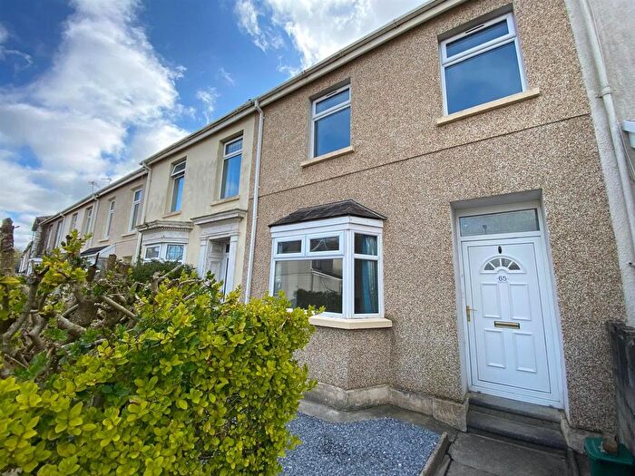 3 Bedroom Terraced House For Sale In Lakefield Road, Llanelli, SA15