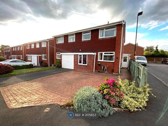 3 Bedroom Semi-Detached House To Rent In Wilkinson Close, Sutton Coldfield, B73