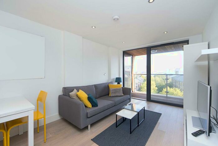 1 Bedroom Apartment To Rent In Fairfield Road, London, E3