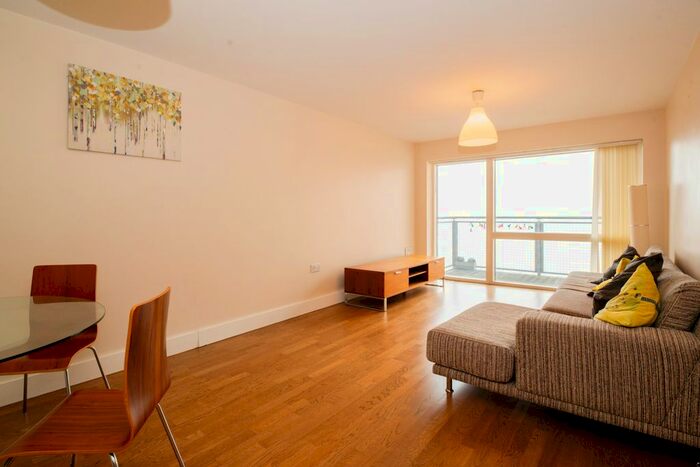 2 Bedroom Flat To Rent In Falcon Drive, Cardiff, CF10