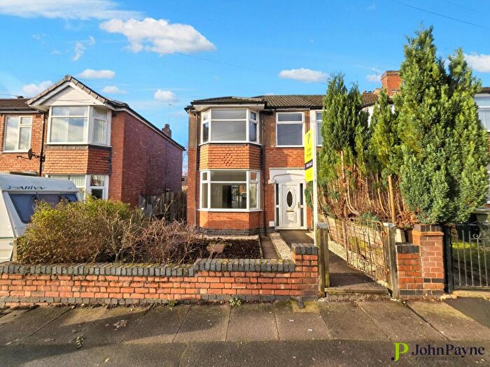 3 Bedroom End Of Terrace House To Rent In Purefoy Road, Cheylesmore, Coventry, CV3