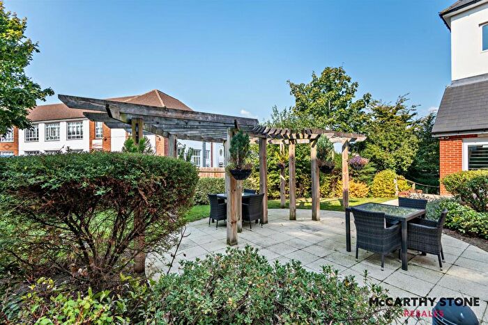 2 Bedroom Apartment For Sale In Sydney Court, Lansdown Road, Sidcup, DA14
