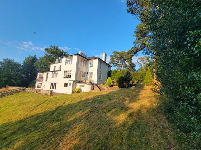 6 Bedroom Detached House To Rent In Heathfield Road, BR2