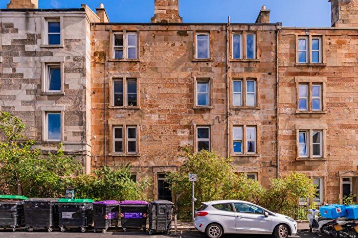 1 Bedroom Flat For Sale In / Orwell Terrace, Dalry, Edinburgh, EH11