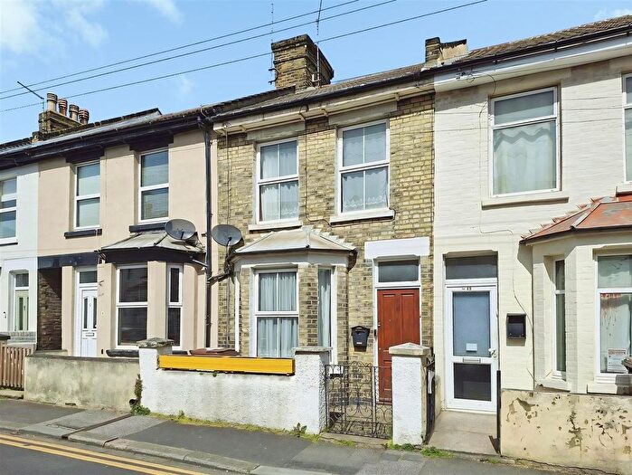 2 Bedroom Terraced House For Sale In Rochester Avenue, Rochester, ME1