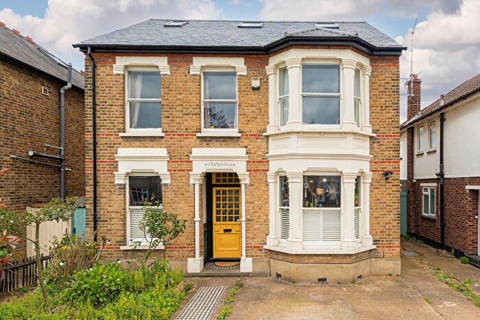 5 Bedroom Detached House For Sale In Whitton Road, Hounslow, TW3