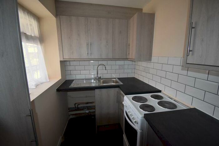 1 Bedroom Flat To Rent In Goat Lane, Basingstoke, RG21