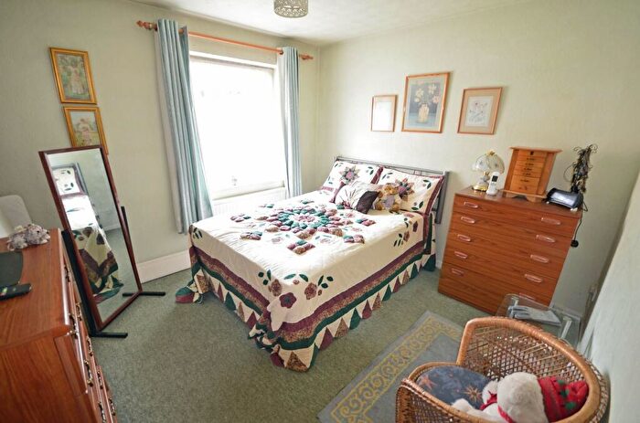 2 Bedroom Terraced House For Sale In Buckingham Way, Frimley, GU16