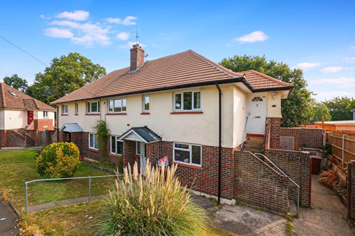 2 Bedroom Maisonette For Sale In Duchess Of Kent Drive, Walderslade, ME5