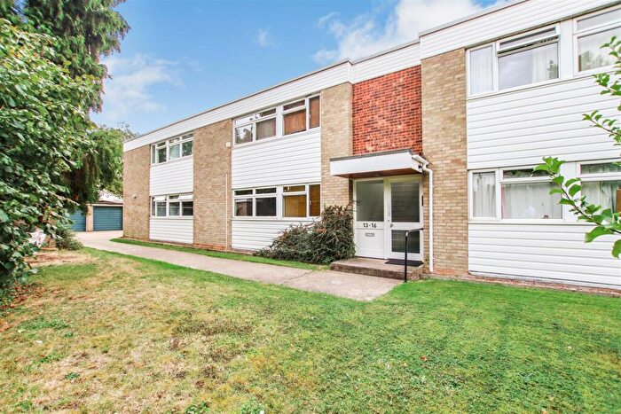 2 Bedroom Flat To Rent In Berrylands, Milton Road, Cambridge, CB4