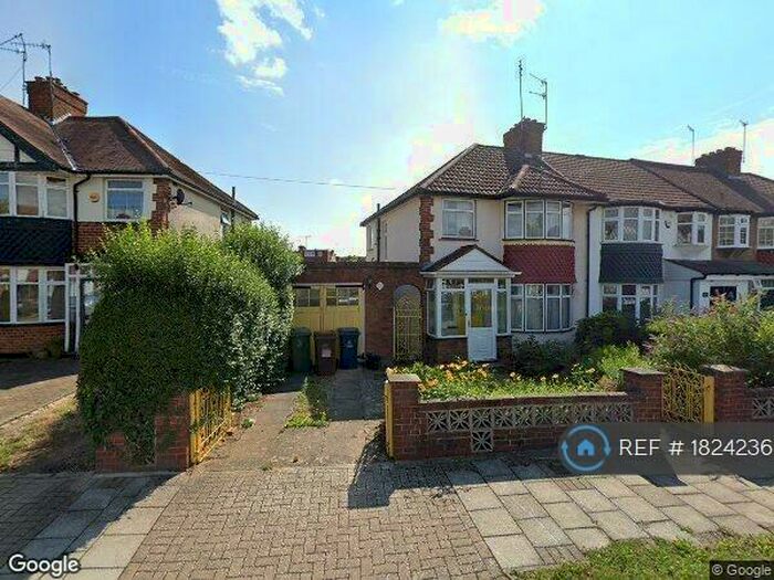 4 Bedroom Semi-Detached House To Rent In Southdown Crescent, Harrow, HA2