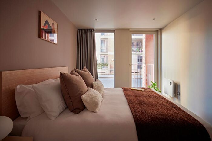 2 Bedroom Apartment To Rent In Addington Street, Manchester, Greater Manchester, M4