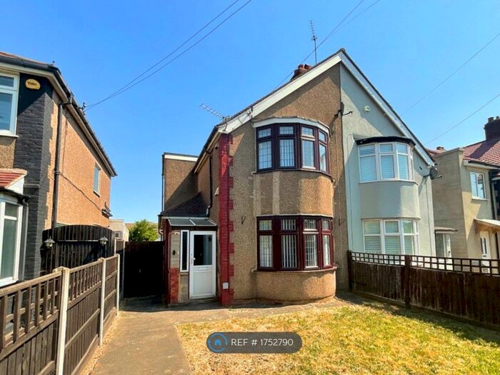 2 Bedroom Semi-Detached House To Rent In East Rochester Way, Sidcup, DA15
