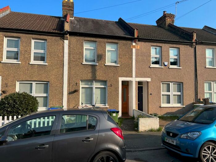 4 Bedroom Terraced House To Rent In Bedford Road, Sidcup, DA15