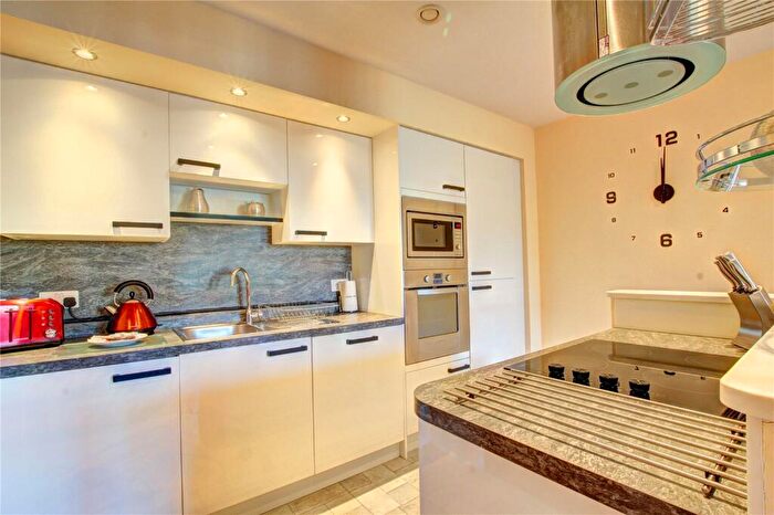 2 Bedroom Apartment To Rent In Citygate, Bath Lane, Newcastle Upon Tyne, NE1
