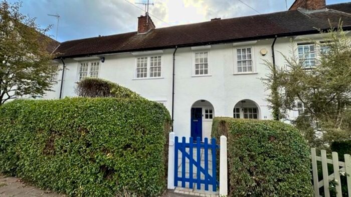 3 Bedroom Cottage To Rent In Erskine Hill, Hampstead Garden Suburb, NW11