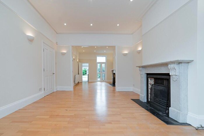 6 Bedroom End Of Terrace House To Rent In Goldhurst Terrace, London, NW6