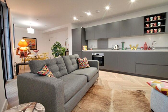 1 Bedroom Apartment To Rent In Lockside House, Scotland Street, Birmingham, B1