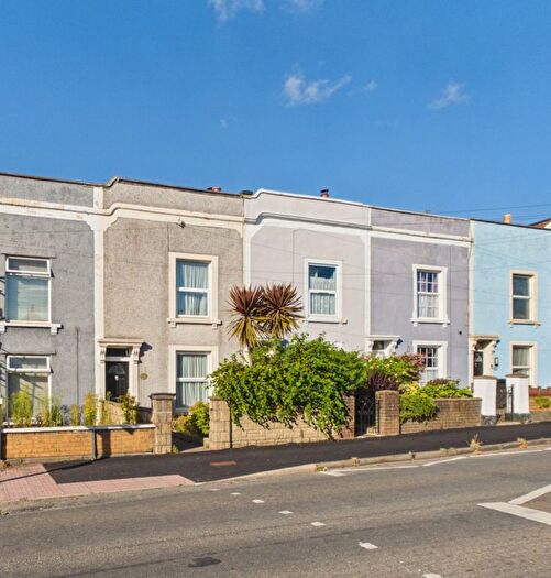 3 Bedroom Terraced House For Sale In Lodge Causeway, Bristol, Avon, BS16