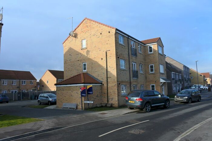 2 Bedroom Flat To Rent In Rose Court, Staynor Hall, Selby, North Yorkshire, YO8