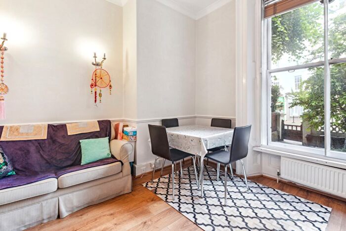1 Bedroom Flat To Rent In Old Brompton Road, South Kensington, SW5