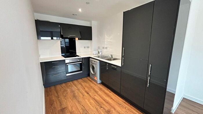 2 Bedroom Flat To Rent In Apartment, Silkhouse Court, Tithebarn Street, L2
