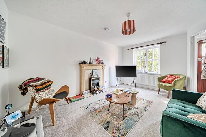 2 Bedroom Detached House For Sale In Hither Farm Road, Blackheath, London, SE3