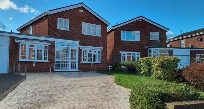 3 Bedroom Detached House To Rent In King George Court, Sketty, Swansea, SA2