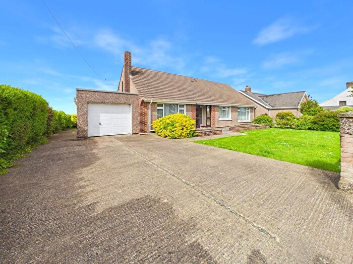 4 Bedroom Detached Bungalow For Sale In Haven Road, Haverfordwest, SA61