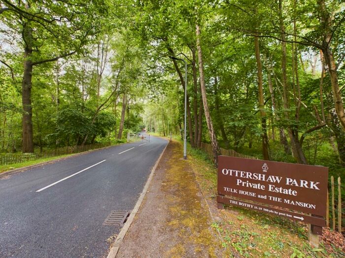 5 Bedroom Detached House To Rent In Ottershaw, Surrey, KT16