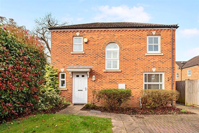 3 Bedroom Detached House For Sale In Dowles Green, Wokingham, Berkshire, RG40