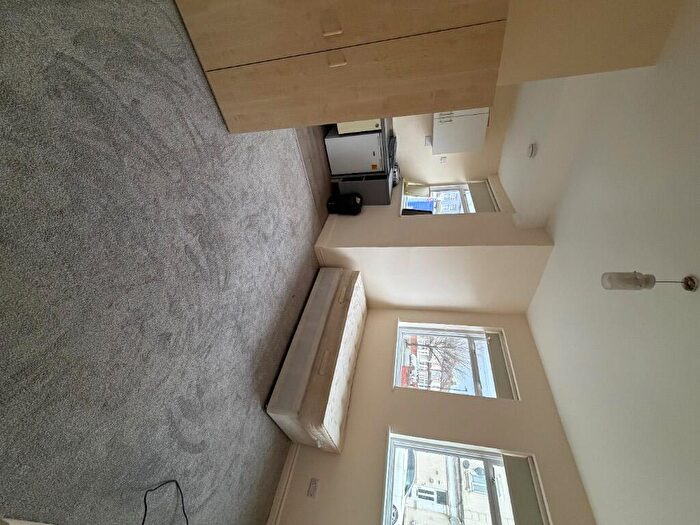 Studio To Rent In Eldon Road, London, N22