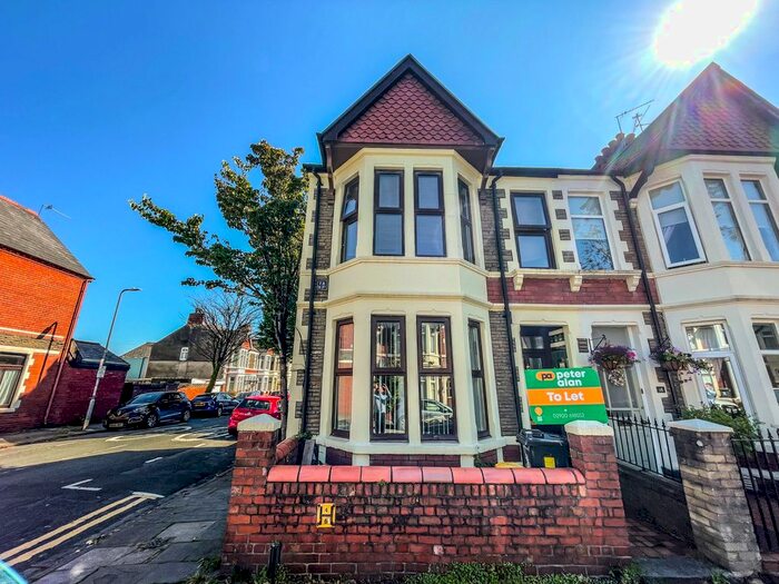 3 Bedroom Property To Rent In Summerfield Avenue, Heath, Cardiff, CF14