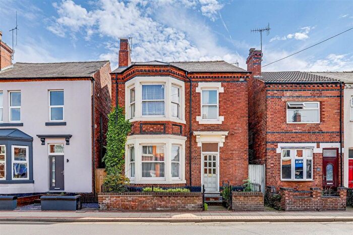 3 Bedroom Detached House For Sale In Derby Road, Stapleford, NG9