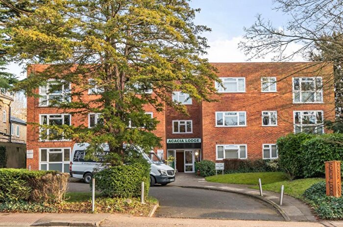 2 Bedroom Flat To Rent In Hendon Lane, London, N3