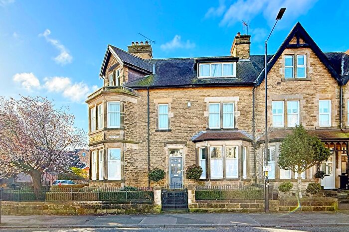 5 Bedroom Terraced House For Sale In Kings Road, Harrogate, HG1