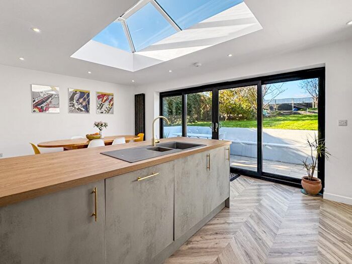 4 Bedroom Detached House For Sale In Upper Hyde Farm Lane, Shanklin, PO37