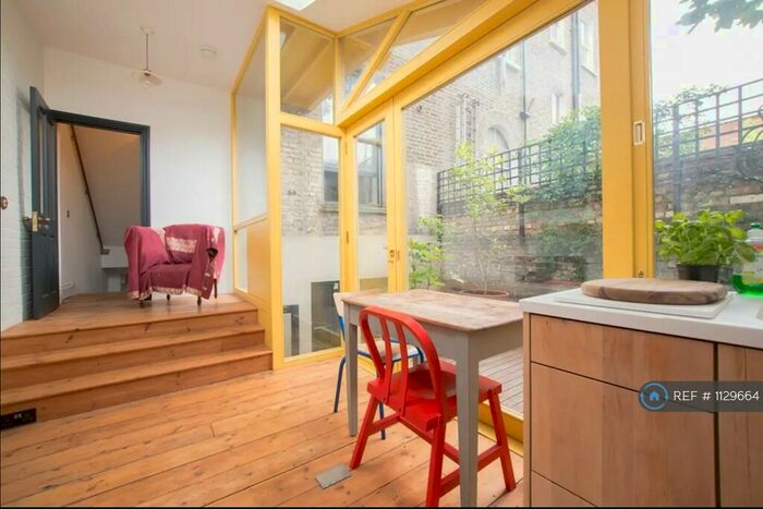 1 Bedroom Flat To Rent In Cecilia Road, London, E8