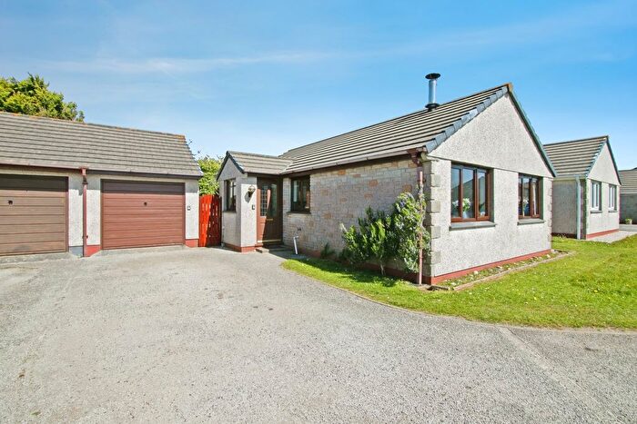 2 Bedroom Bungalow For Sale In Glendale Crescent, Truro, Cornwall, TR4