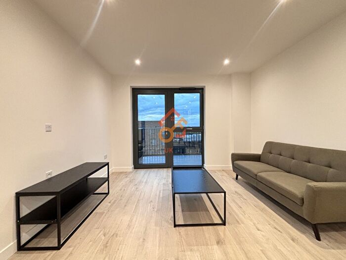 1 Bedroom Flat To Rent In Darter Apartments, Woodberry Down, Anax Street, London, N4