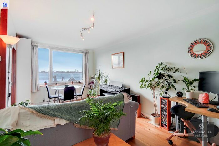 1 Bedroom Flat To Rent In Sycamore Court, Pemberton Gardens, London, N19