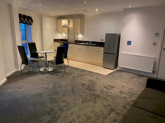 1 Bedroom Flat To Rent In Masshouse Plaza, Birmingham, West Midlands, B5