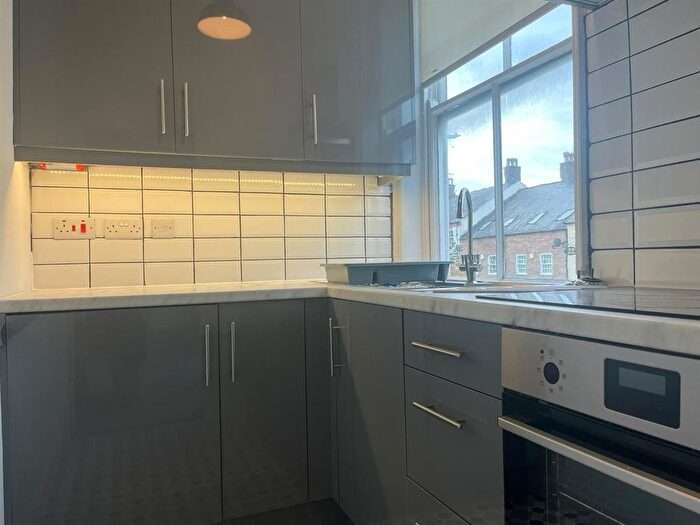 1 Bedroom Flat To Rent In Apartment, Holly House, YO10